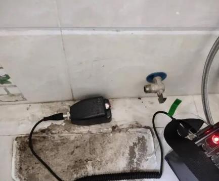 清水河屋顶漏水维修公司分享下卫生间漏水的危害及解决方法